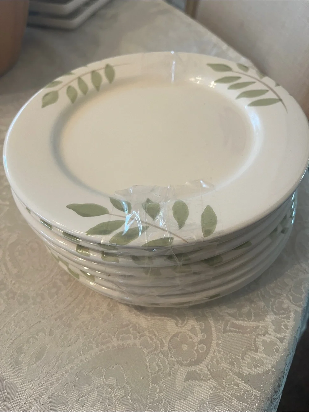 Pier 1 Fresco Leaves Appetizer /Salad Plates Olive Green Leaf Motif - Set of 8